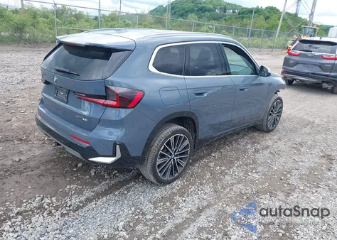 2023 BMW X1 xDrive28I z USA, uszkodzony, nr VIN WBX73EF06P5W75006